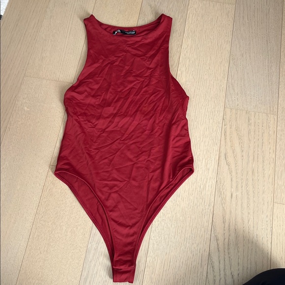 Zara Deep Red Bodysuit - Picture 1 of 5